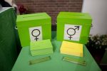 Neue Studien zeigen: Frauen wählen linker als die Männer